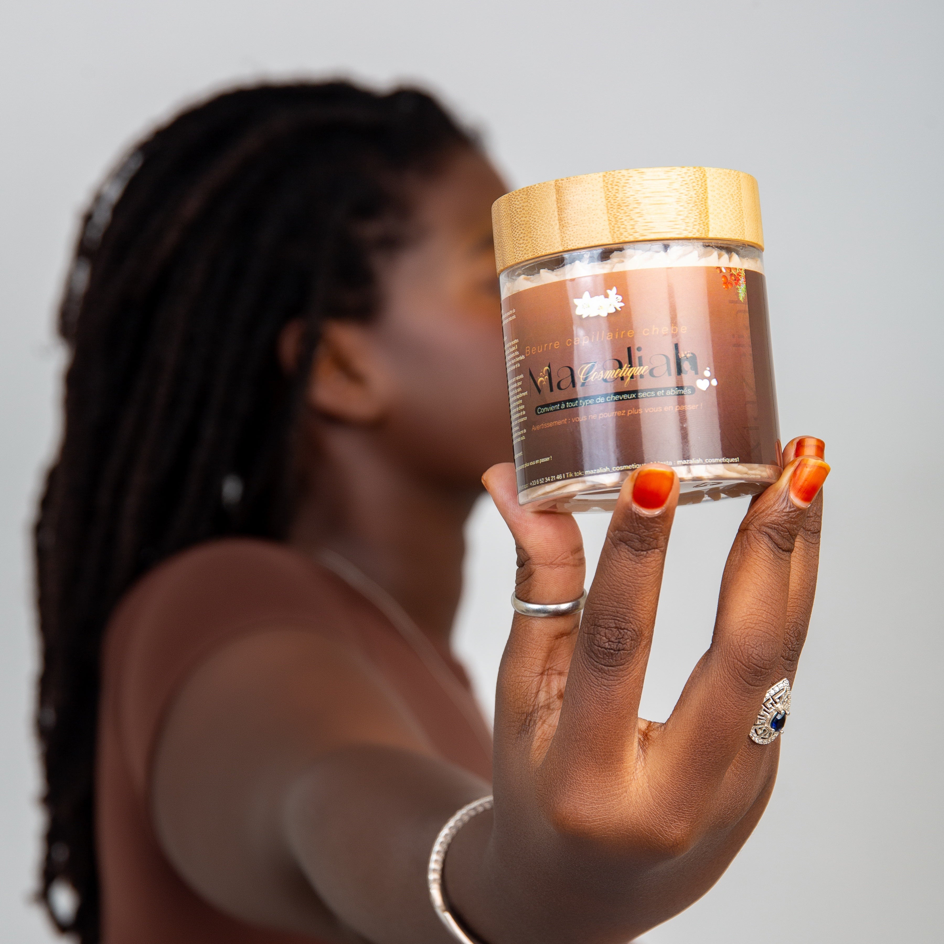 Crème chantilly au chébé — Hydratation scellée, définition parfaite